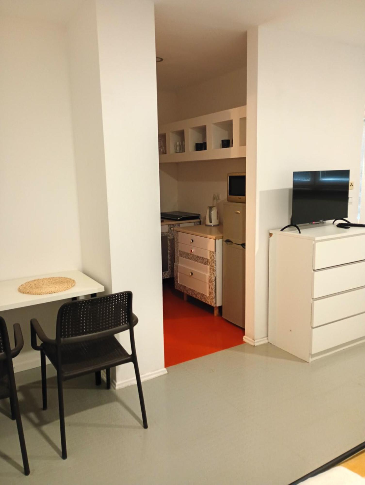 Apartment Nr 8 - Kamienica Kameralna - Senatorska 4 - Dostep Na Kod
